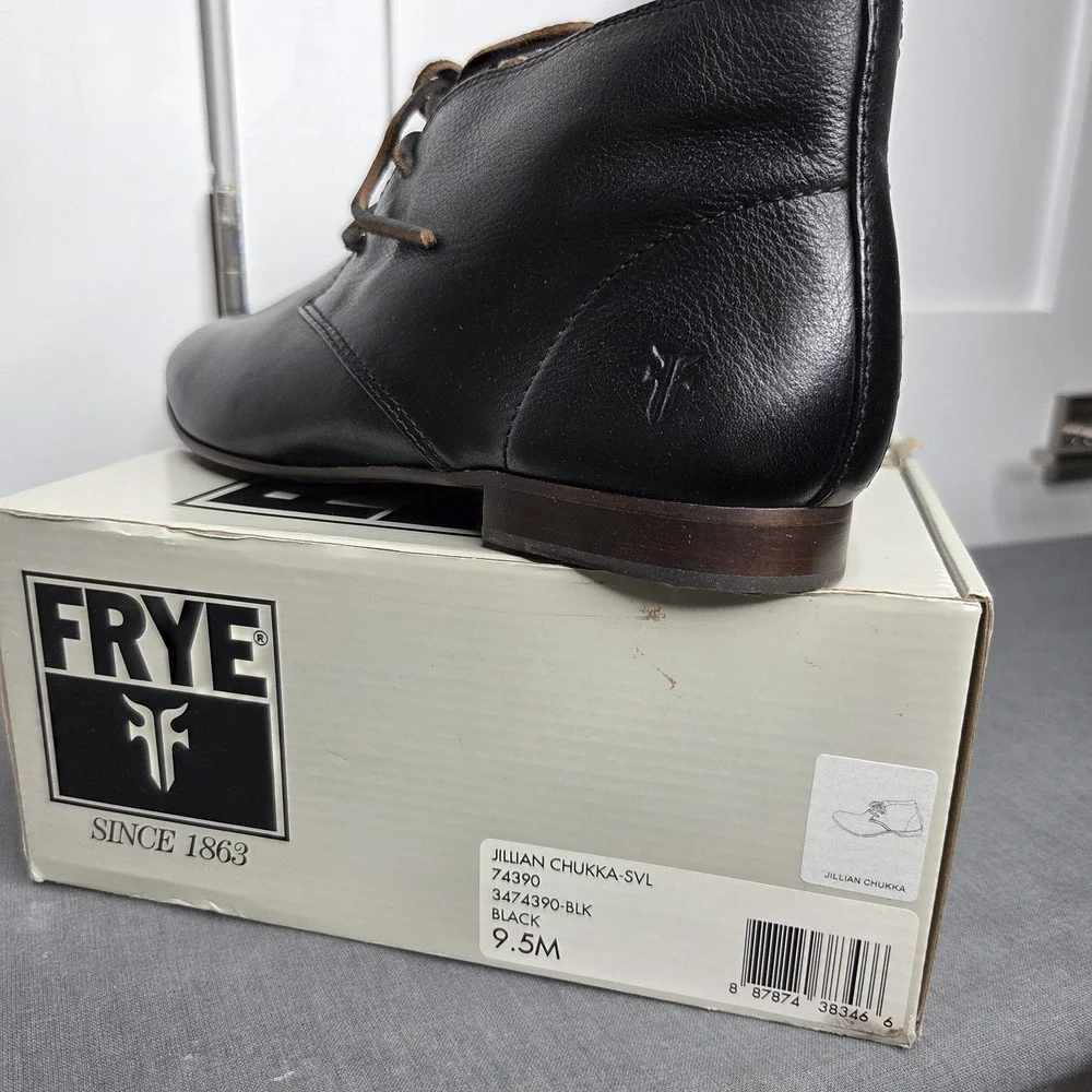 Frye NWT Chukka Men's Black Leather Ankle Boots Size 9.5 US